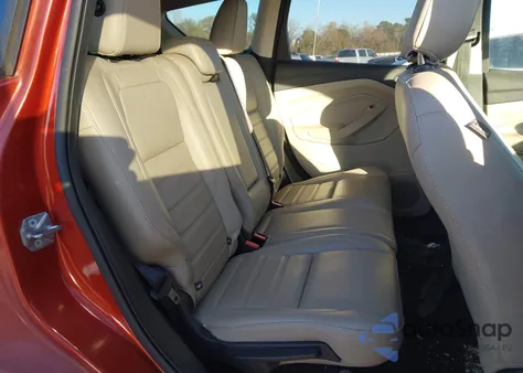 2019 Ford Escape Sel z USA, uszkodzony, nr VIN 1FMCU0HD2KUB20060